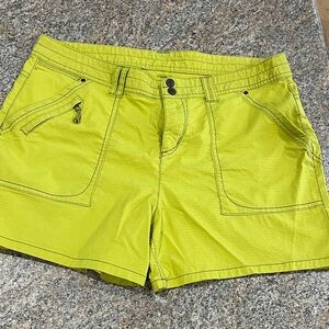 Title Nine Big B 4inch Women's hiking Shorts size 14